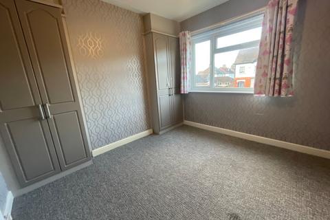 3 bedroom semi-detached house for sale, St. Philips Avenue, Wolverhampton, West Midlands, WV3