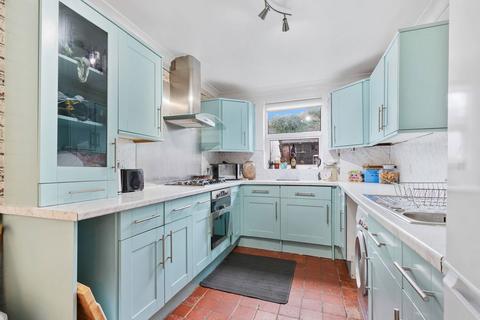 64 Bath Road, Kettering, NN16 8NB