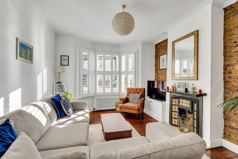 3 bedroom terraced house for sale, Hambro Road, London SW16