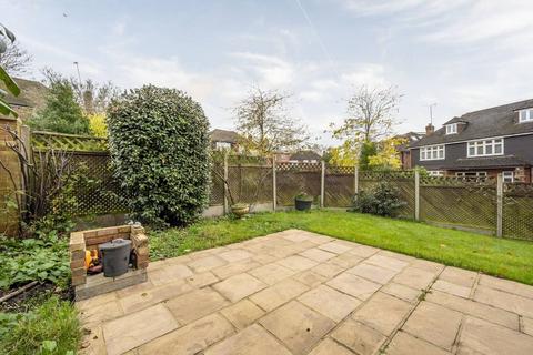 4 bedroom house to rent, Hampton Close, Copse Hill, London, SW20