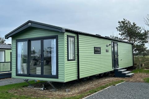 2 bedroom static caravan for sale, East Heslerton Malton