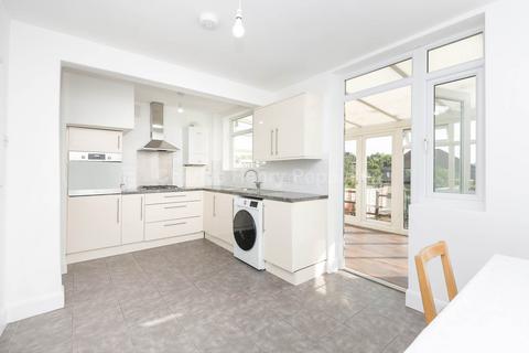 3 bedroom semi-detached house to rent, Weirdale Avenue, Whetstone, N20