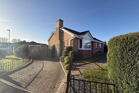 2 bedroom bungalow for sale, Quantock Close, Darlington