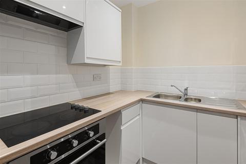 2 bedroom apartment to rent, Nicholas Gardens, York