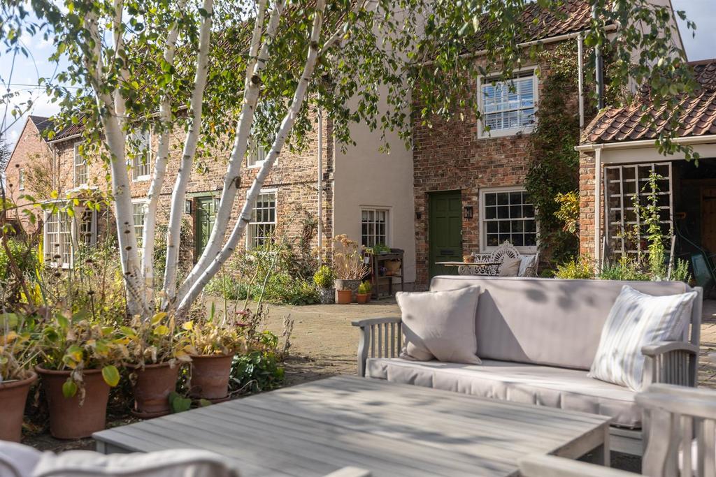 House &amp; Garden