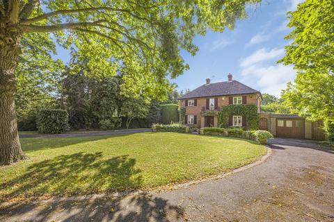 3 bedroom detached house for sale, West Drive, Sonning, Reading