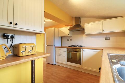 12 Burgh Road, Prestwick, KA9 1QU