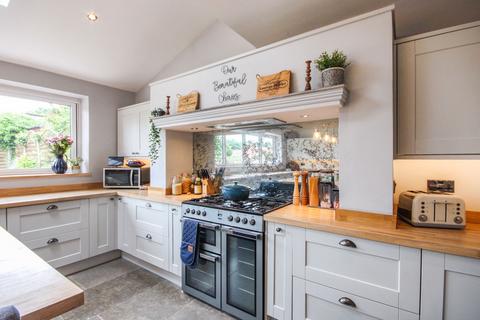 15 Coney Green, Stourbridge, DY8 1LA