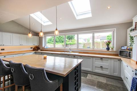 15 Coney Green, Stourbridge, DY8 1LA