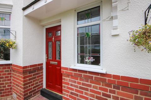 2 Hyperion Road, Stourton, Stourbridge, DY7 6SB