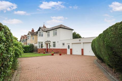 2 Hyperion Road, Stourton, Stourbridge, DY7 6SB
