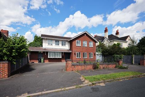 23 Dingle Road, Pedmore, Stourbridge, DY9 0RS