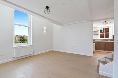 1 bedroom apartment to rent, Compayne Gardens, South Hampstead, London, NW6