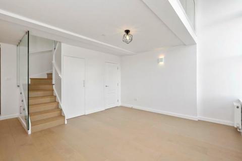 1 bedroom apartment to rent, Compayne Gardens, South Hampstead, London, NW6