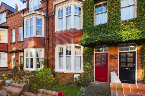 5 bedroom terraced house for sale, Rutland Street, Filey