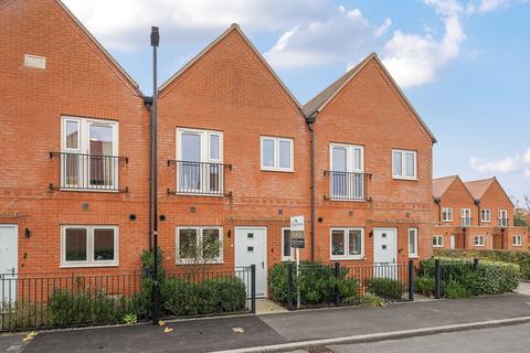 2 bedroom terraced house for sale, Pinsent Road, Winchester, Hampshire, SO22