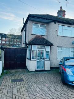 3 bedroom semi-detached house to rent, Holyrood Avenue, Harrow, Greater London, Ha2, Harrow HA2