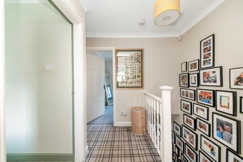 16 Brooklands Avenue, Walton, Wakefield, WF2 6LX