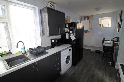 1 Beech Avenue, Horwich, Bolton, BL6 6LU