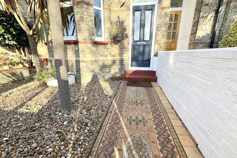 10 Charles Road, Poole, BH15 2LZ