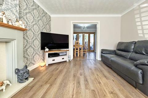 21 Penkside, Coven, Wolverhampton, WV9 5BL