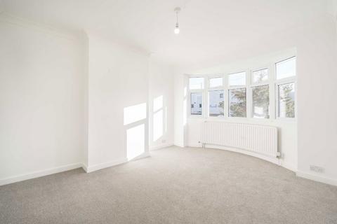 100 Bond Road, Mitcham, CR4 3EN