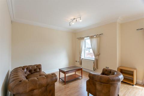 2 bedroom apartment to rent, Grove Park Crescent, Gosforth, Newcastle upon Tyne