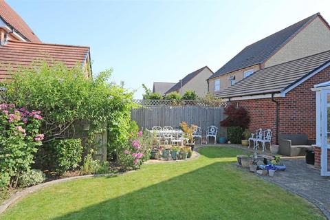 22 Bartone Place, Thame, OX9 3ED