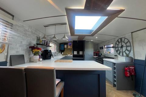 2 bedroom houseboat for sale, Marina Walk, Leigh