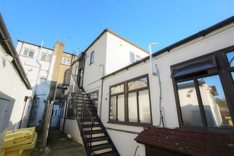 1 bedroom flat for sale, Kenton Road, Kenton, HA3 0XY