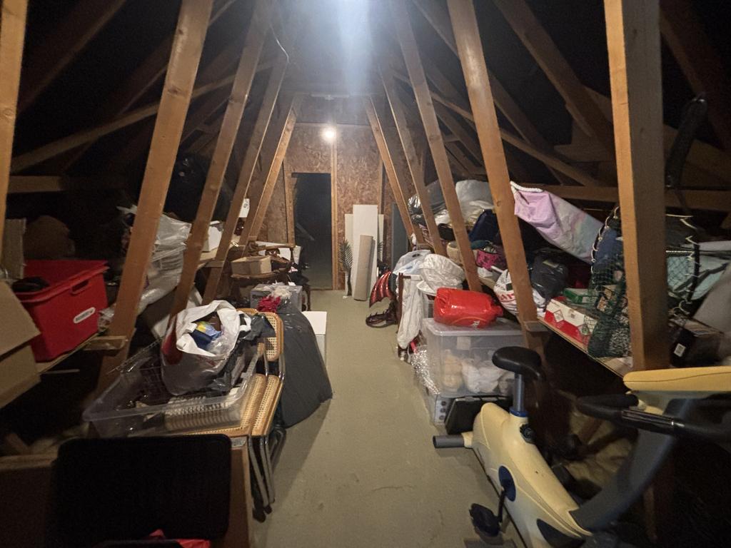 Walk in storage area/potential conversion