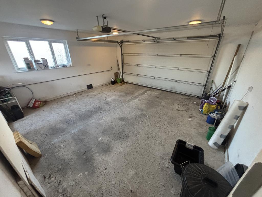 Integral garage