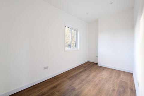 2 bedroom terraced house to rent, New Cross Road, London, SE14