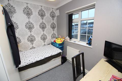 31 Conrad Drive, Worcester Park, KT4 8PR