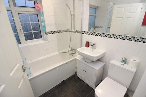 31 Conrad Drive, Worcester Park, KT4 8PR