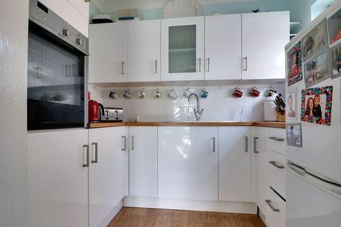 1 bedroom flat for sale, Maple Court, 3a Staunton Avenue, Hayling Island PO11