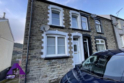 2 bedroom end of terrace house for sale, Rhiw Parc Road, Abertillery, NP13 1EW