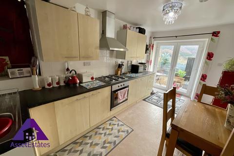 2 bedroom end of terrace house for sale, Rhiw Parc Road, Abertillery, NP13 1EW