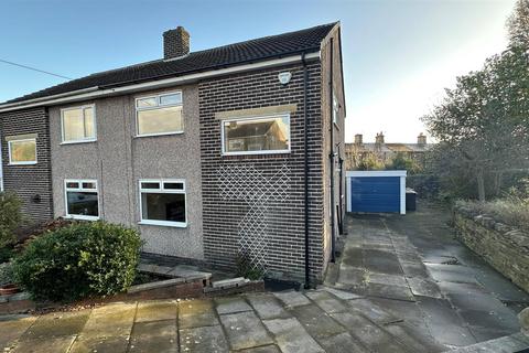 3 bedroom semi-detached house for sale, Fourlands Grove, Idle, Bradford