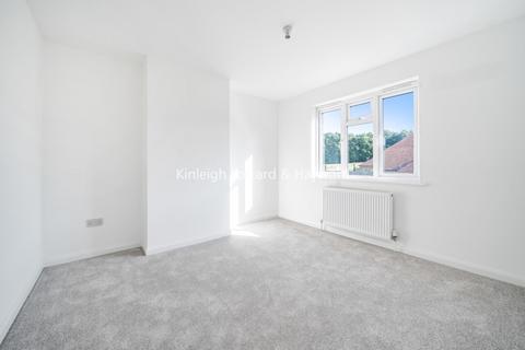 4 bedroom house to rent, Daerwood Close Bromley BR2