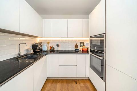 1 bedroom flat for sale, Salisbury Street, London W3