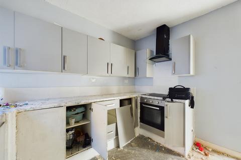 2 bedroom end of terrace house for sale, Barnsley Street, Hull, HU8 7SA