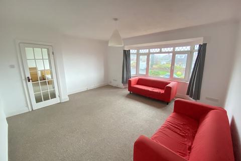 2 bedroom flat to rent, Hendy Close, Sketty, Swansea, SA2