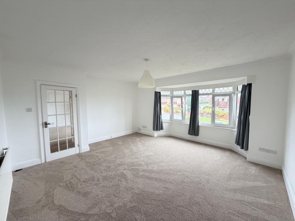 Apartment in Sketty - View 2