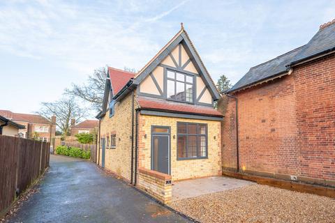 3 bedroom semi-detached house to rent, Hayden Close, Arkley, Barnet, EN5