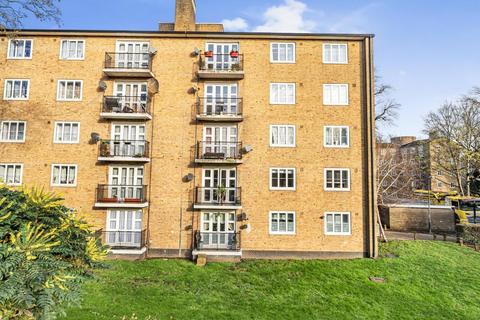 3 bedroom flat for sale, Crystal Palace Park Road, Sydenham