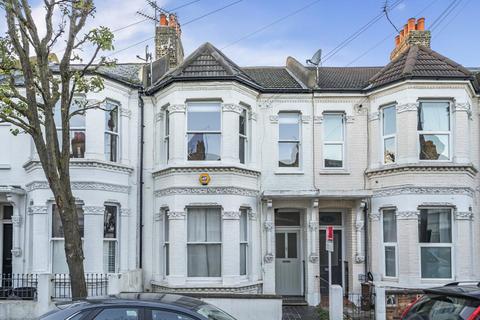 2 bedroom flat for sale, Mysore Road, Battersea