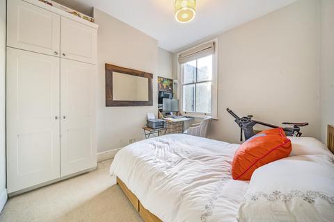 2 bedroom flat for sale, Mysore Road, Battersea