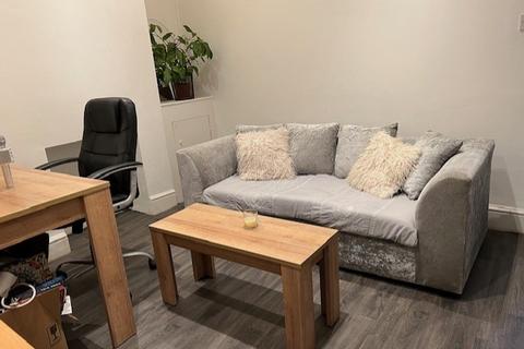 1 bedroom flat to rent, Winchester Road, London N9