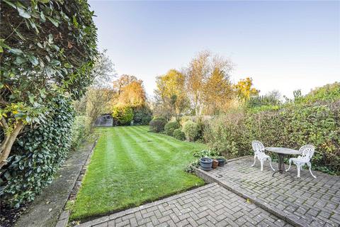 9 Spencer Road, Twickenham, TW2 5TH